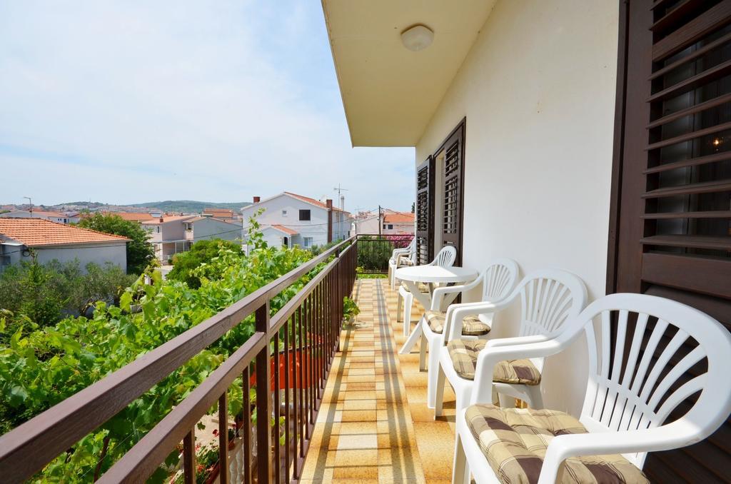 Apartments Marija Near Center Vodice Exterior foto